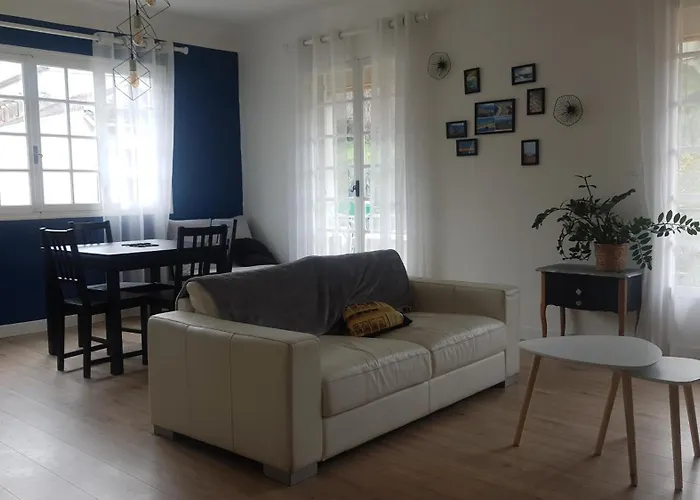 Chez Steph Apartament La Trinité